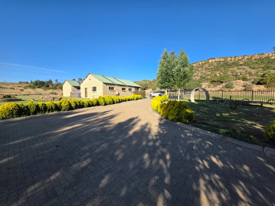 38 Bedroom Property for Sale in Paul Roux Free State